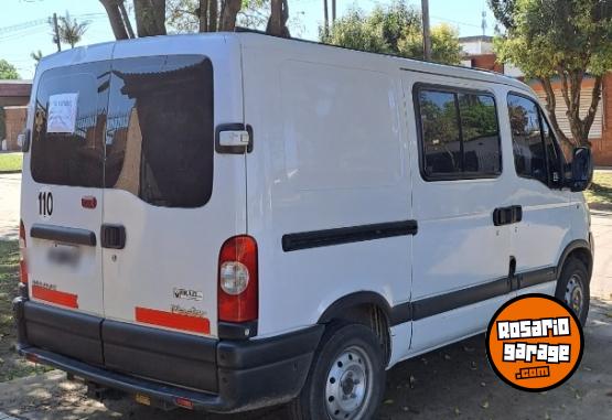 Utilitarios - Renault Master 2011 Diesel 235000Km - En Venta