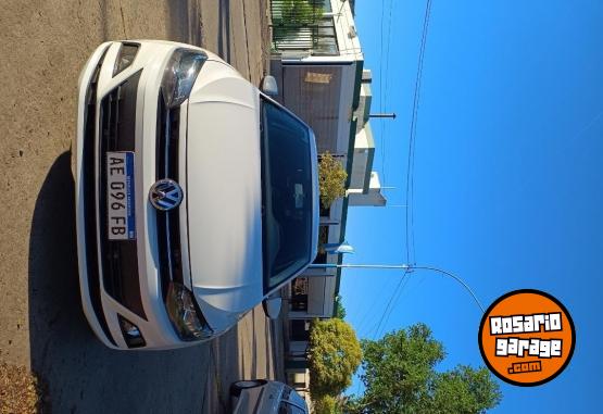 Autos - Volkswagen Polo 2020 Nafta 56400Km - En Venta