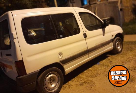 Utilitarios - Peugeot Parnet 1999 Diesel 188888Km - En Venta