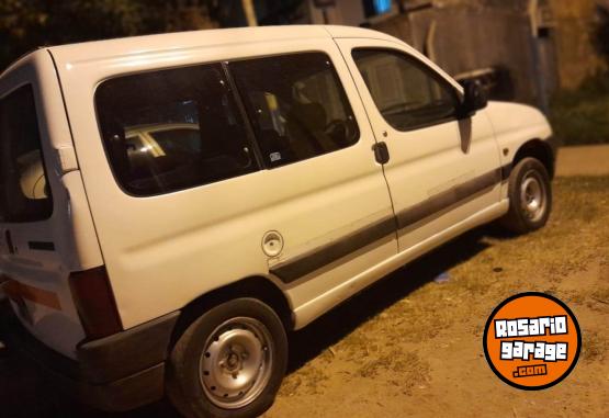 Utilitarios - Peugeot Parnet 1999 Diesel 188888Km - En Venta