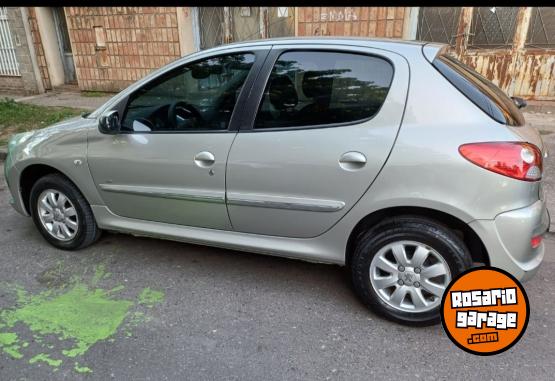 Autos - Peugeot 207 2011 Diesel 138000Km - En Venta