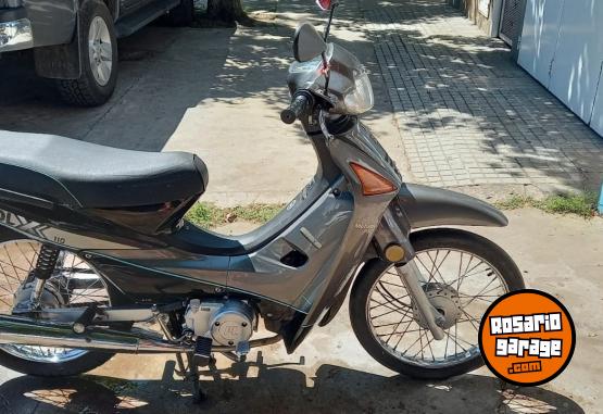 Motos - Motomel DLX 110 2021 Nafta 18000Km - En Venta