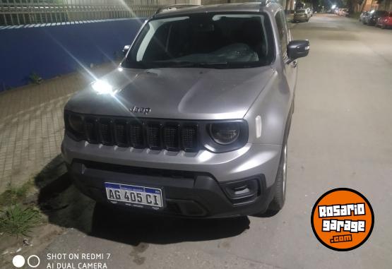 Camionetas - Jeep Renegade 2024 Nafta 13000Km - En Venta