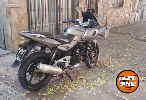 Motos - Bajaj Rauser 220 2011 Nafta 46000Km - En Venta