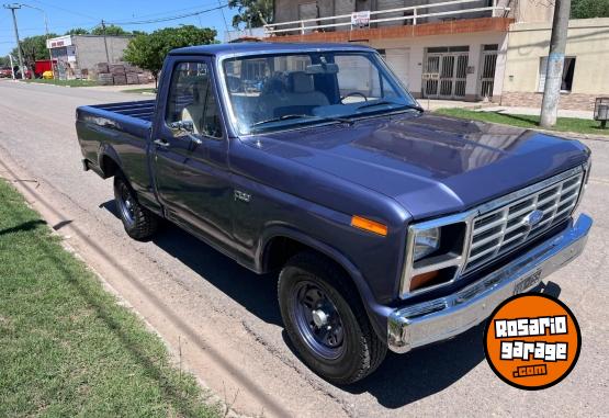 Clsicos - ford f100 84 totalmente restaurada - En Venta