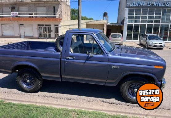 Clsicos - ford f100 84 totalmente restaurada - En Venta