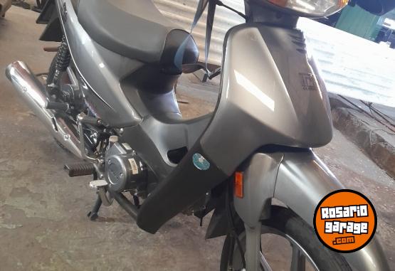 Motos - Guerrero Trip 2022 Nafta 3800Km - En Venta