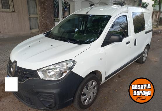 Utilitarios - Renault Kangoo 2021 Diesel 57400Km - En Venta