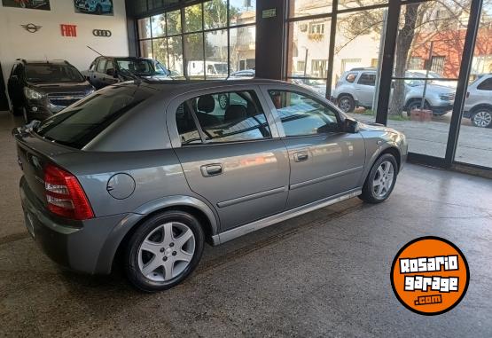 Autos - Chevrolet Astra 2010 GNC 137000Km - En Venta