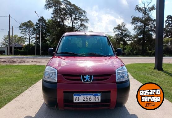 Utilitarios - Peugeot Partner Patagonica 1.6HDI 2022 Diesel 52000Km - En Venta