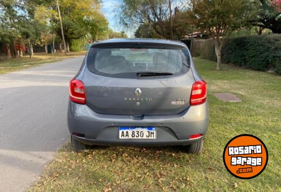 Autos - Renault Sandero 2017 GNC 137000Km - En Venta