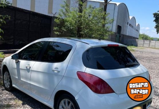 Autos - Peugeot 308 2014 GNC 130000Km - En Venta