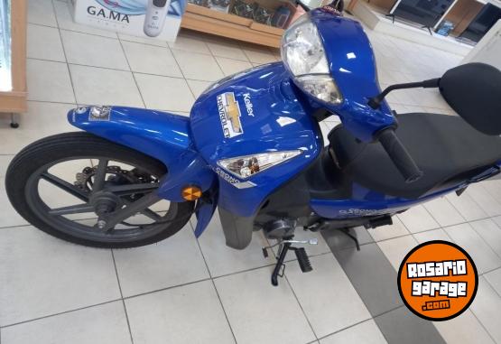 Motos - Keller Cronos full 2023 Nafta 4000Km - En Venta