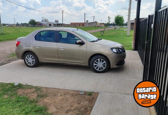 Autos - Renault Logan 2017 GNC 120000Km - En Venta