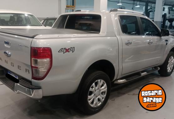 Camionetas - Ford RANGER 4X4 LIMITED AT 2018 Diesel 126000Km - En Venta