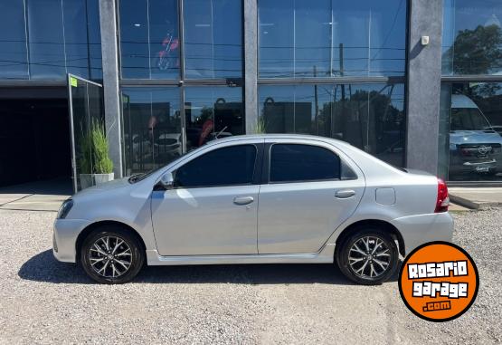 Autos - Toyota ETIOS 1.5 XLS MT 6 2020 Nafta  - En Venta