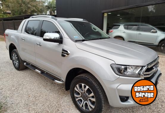 Camionetas - Ford RANGER LIMITED 4X4 AT 2021 Diesel 80000Km - En Venta