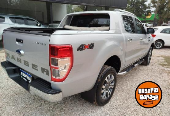 Camionetas - Ford RANGER LIMITED 4X4 AT 2021 Diesel 80000Km - En Venta