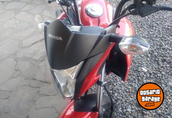 Motos - Honda Twister 125 2023 Nafta 20000Km - En Venta