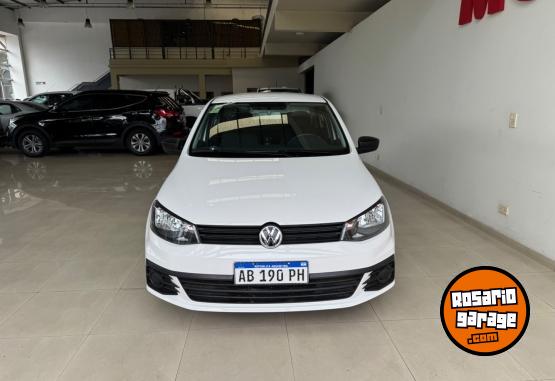 Autos - Volkswagen Voyage 2017 Nafta 13790Km - En Venta