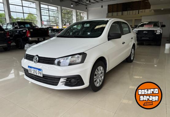 Autos - Volkswagen Voyage 2017 Nafta 13790Km - En Venta