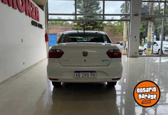 Autos - Volkswagen Voyage 2017 Nafta 13790Km - En Venta