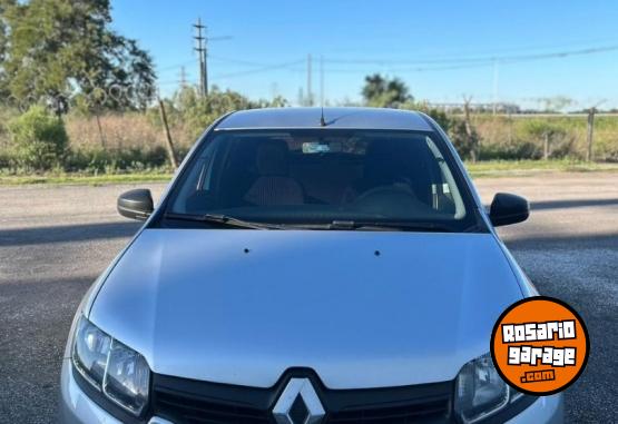 Autos - Renault Sandero 2018 Nafta 130000Km - En Venta