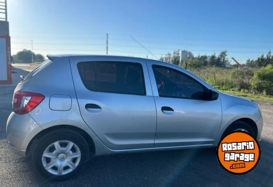 Autos - Renault Sandero 2018 Nafta 130000Km - En Venta