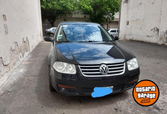 Autos - Volkswagen Bora 2011 Nafta 200000Km - En Venta