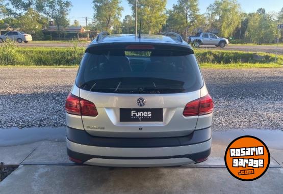 Autos - Volkswagen Suran Track 1.6 2017 Nafta 85000Km - En Venta