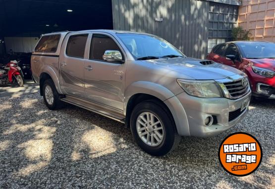 Camionetas - Toyota HILUX D/C SRV MT 4X2 2015 Diesel 238000Km - En Venta