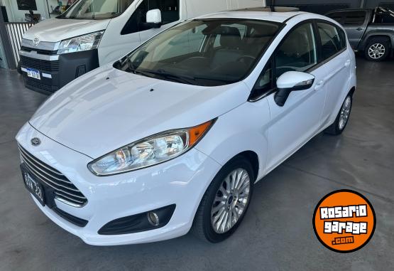 Autos - Ford FIESTA TITANIUM 5 PUERTAS 2015 Nafta 193144Km - En Venta