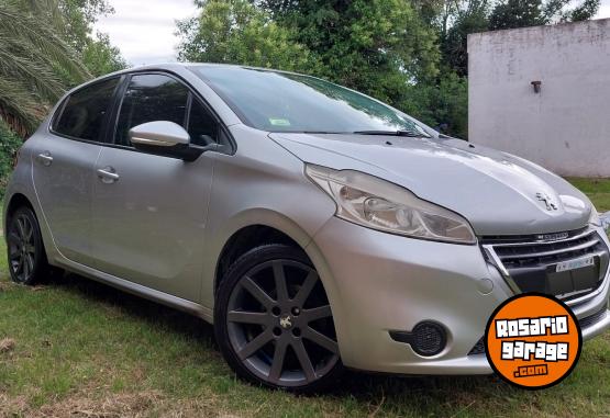 Autos - Peugeot 208 2014 Active 1.5 2014 Nafta 119000Km - En Venta