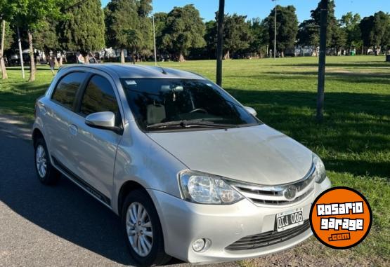 Autos - Toyota Toyota Etios 1.5 Xls 2015 Nafta 75000Km - En Venta