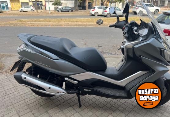 Motos - Kymco Downtown 350 2023 Nafta 4600Km - En Venta