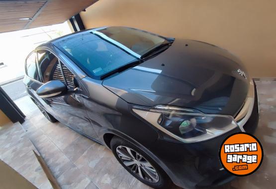 Autos - Peugeot 208 2019 Nafta 120000Km - En Venta