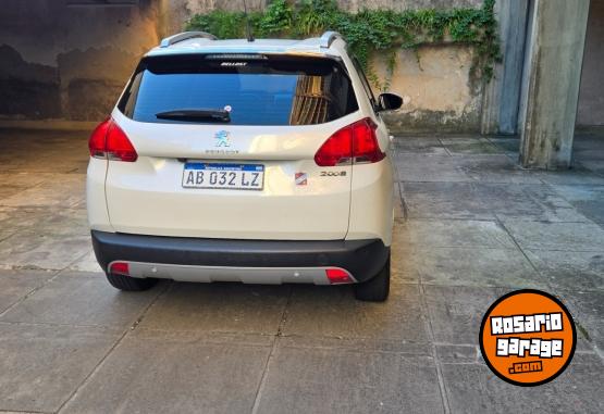 Autos - Peugeot 2008 Feline 2017 Nafta 97000Km - En Venta