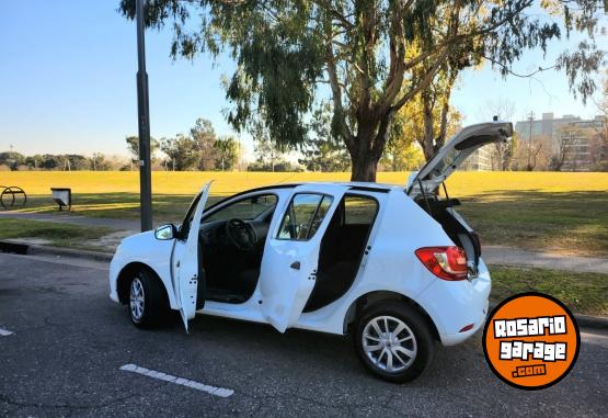 Autos - Renault Sandero 2017 Nafta 86000Km - En Venta