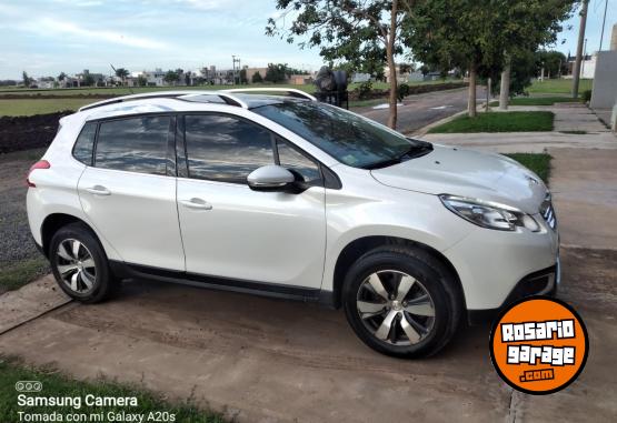 Autos - Peugeot 2008 feline 2017 Nafta 53800Km - En Venta