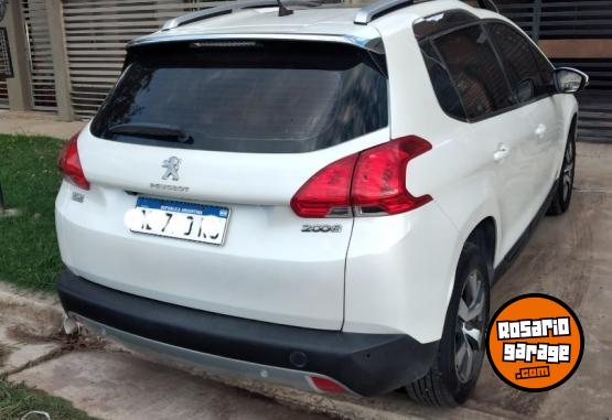 Autos - Peugeot 2008 feline 2017 Nafta 53800Km - En Venta