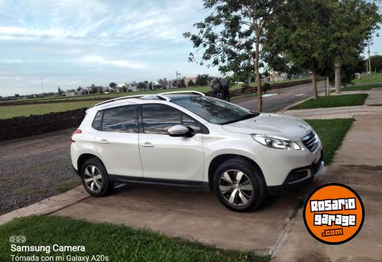 Autos - Peugeot 2008 feline 2017 Nafta 53800Km - En Venta