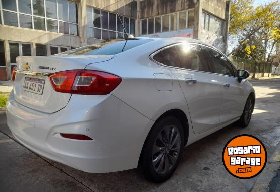 Autos - Chevrolet Cruze 2017 Nafta 97000Km - En Venta