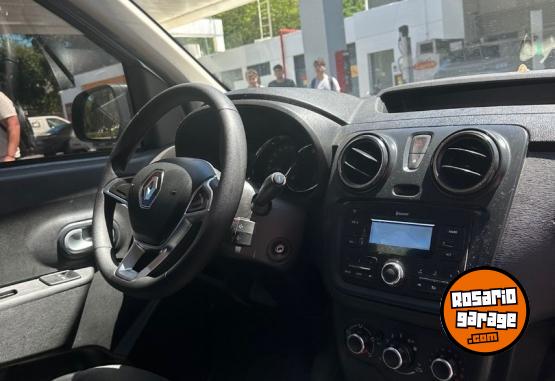 Utilitarios - Renault Kangoo  Express Confort 2020 Nafta 57000Km - En Venta