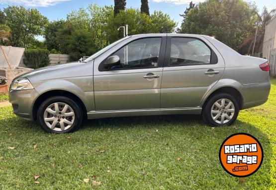 Autos - Fiat Siena 2013 GNC 124000Km - En Venta