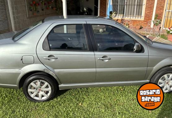 Autos - Fiat Siena 2013 GNC 124000Km - En Venta