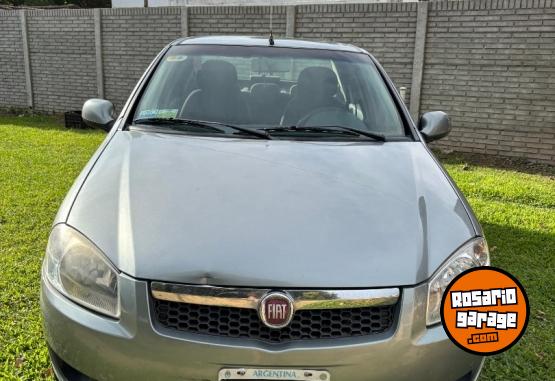 Autos - Fiat Siena 2013 GNC 124000Km - En Venta