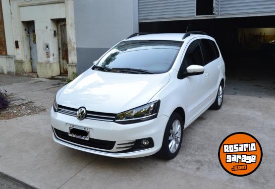 Autos - Volkswagen Suran confortline 2015 GNC 106000Km - En Venta