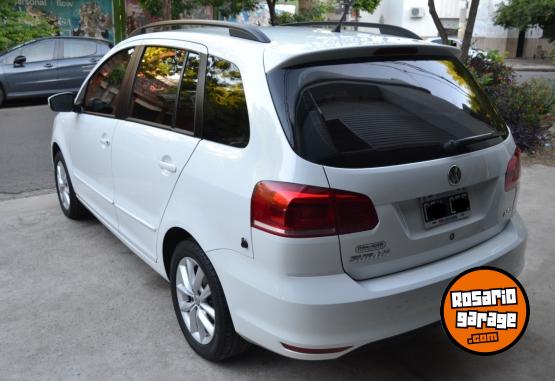 Autos - Volkswagen Suran confortline 2015 GNC 106000Km - En Venta