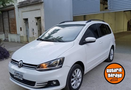 Autos - Volkswagen Suran confortline 2015 GNC 106000Km - En Venta