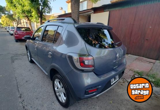 Autos - Renault Sandero Stepway Dynamic 2015 Nafta 102000Km - En Venta